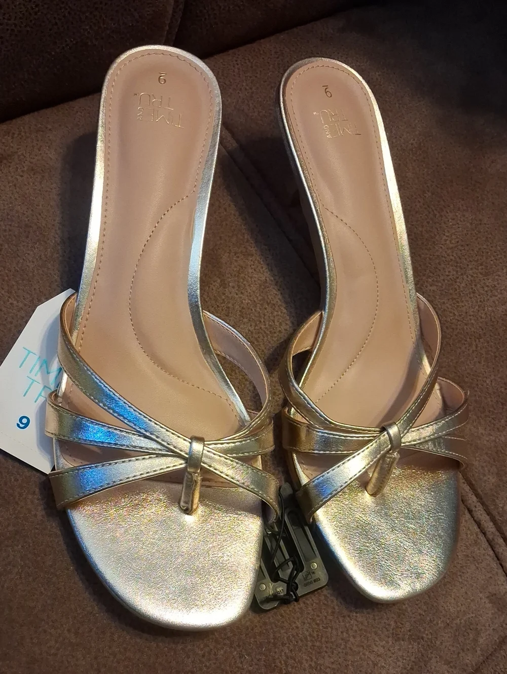 Time And Tru Metallic Gold Women’s Slide Kitten Heel Sandals - Size 9
